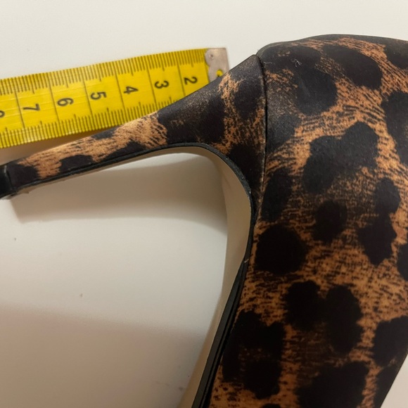 Leopard print heels, excellent conditions, heel 8” - Picture 5 of 5